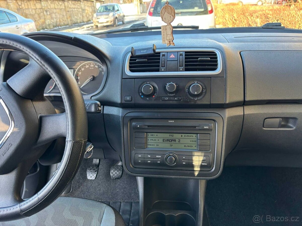 prodám ŠKODA FABIA, 1,4 63kW, 2009 - 3