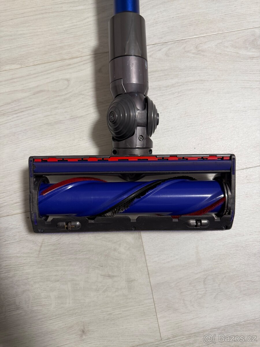 Dyson V8 - 3