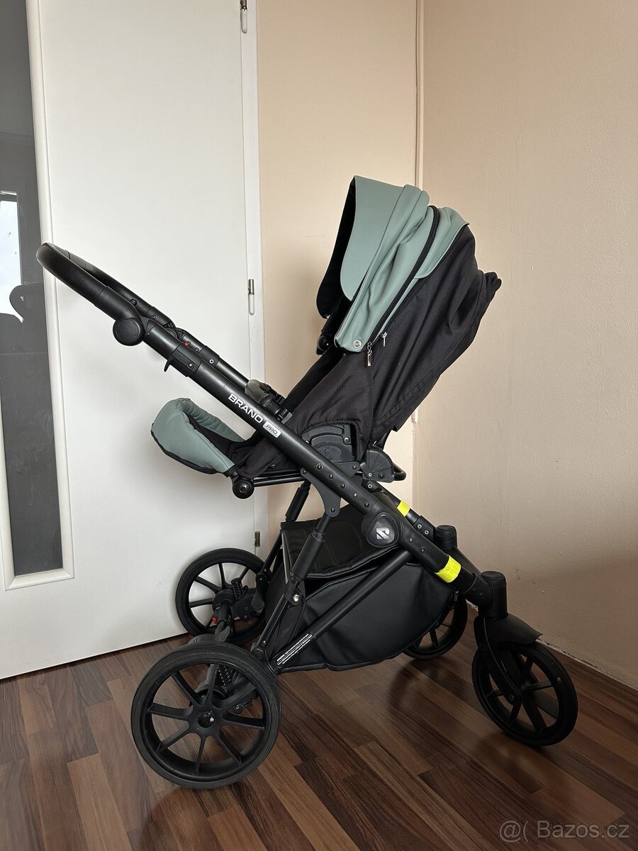 Kočárek Riko Brano Pro - 3