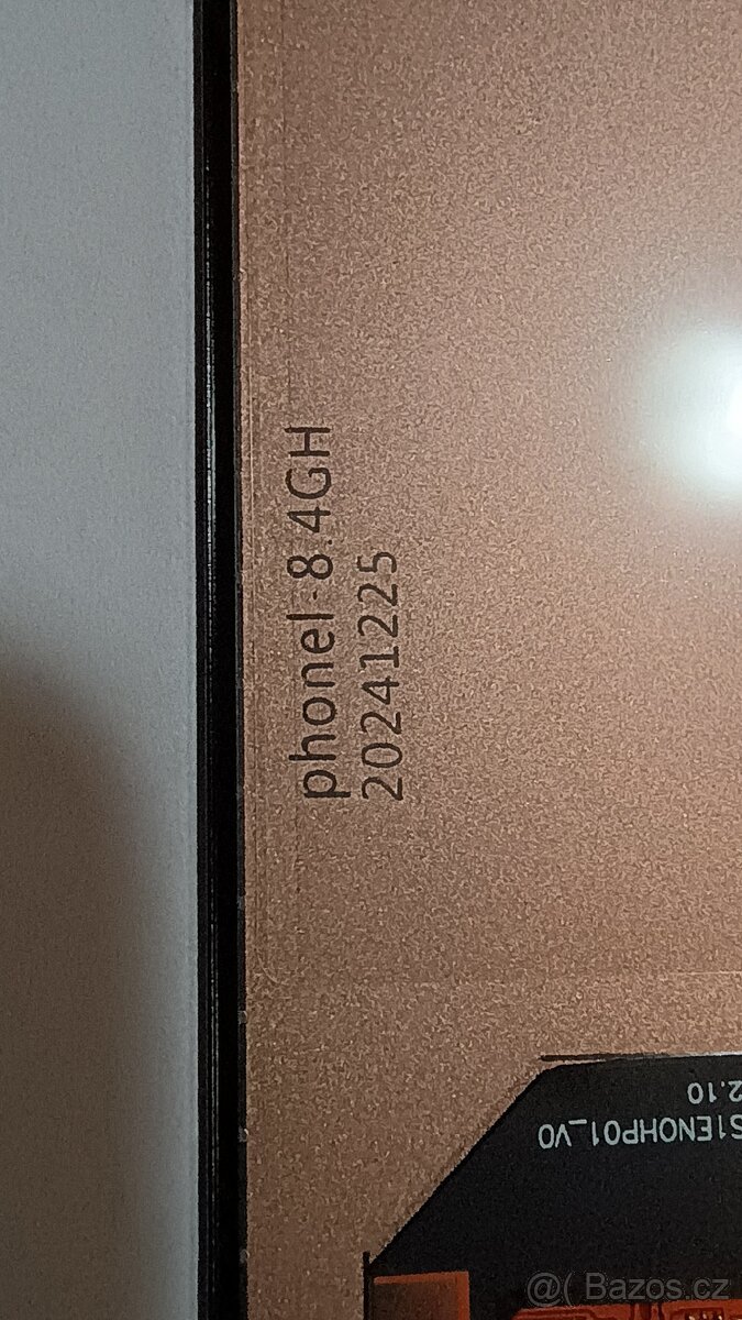 Nothing Phone 1, displej - 3