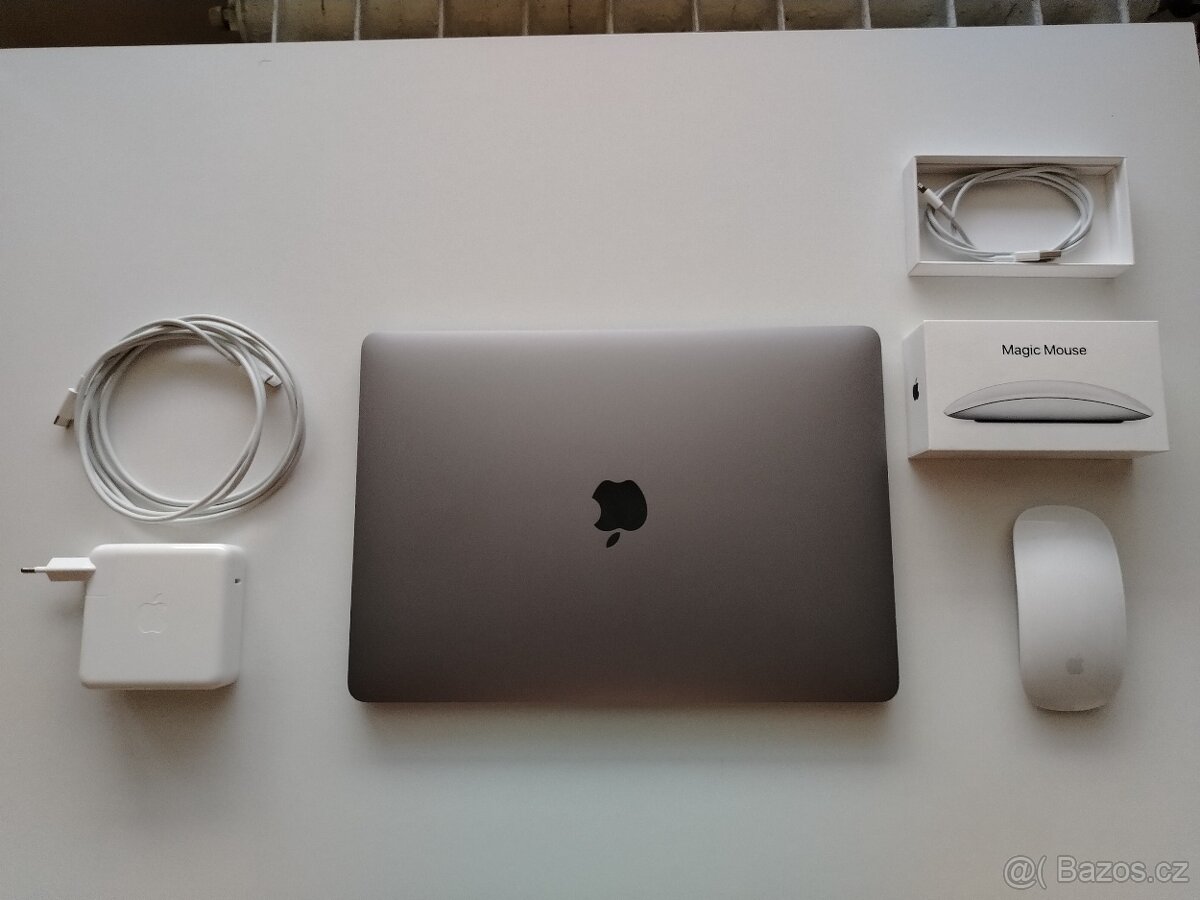 Apple MacBook Pro 13" (2020) | Touch Bar | Intel | - 3