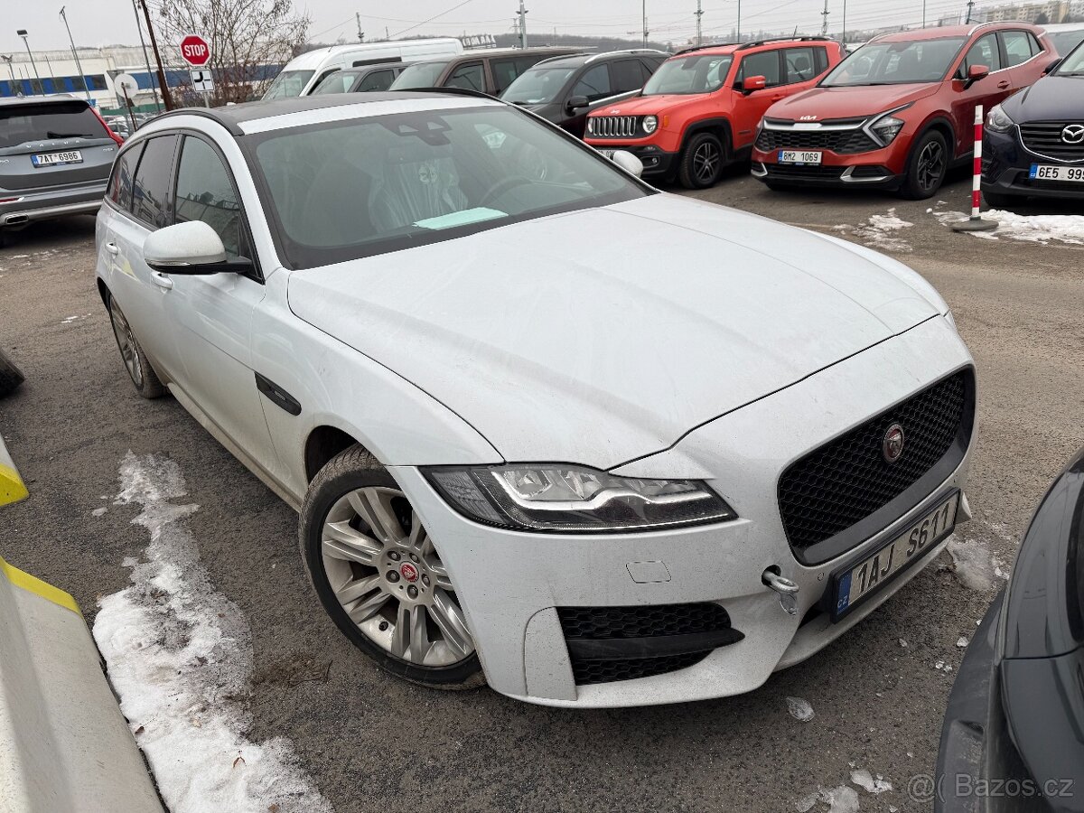 Jaguar XF Mk2 25d AWD - závada motoru - 3