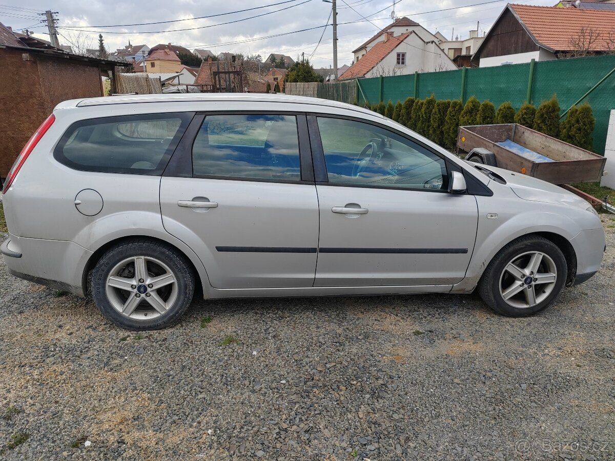 Ford focus 1,6 TDCi, 66 kW - 3