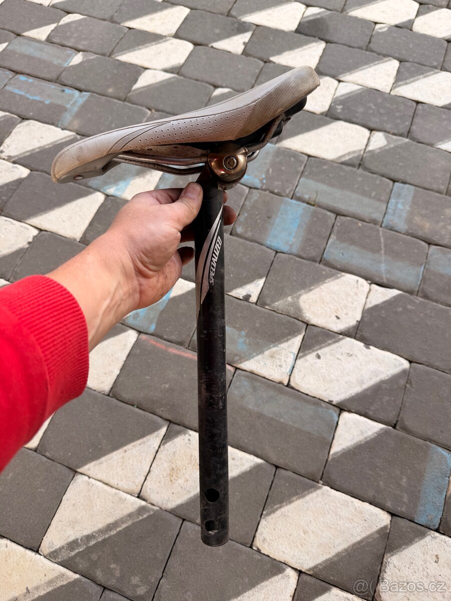Prodám sedlo + sedlovku Specialized - 3