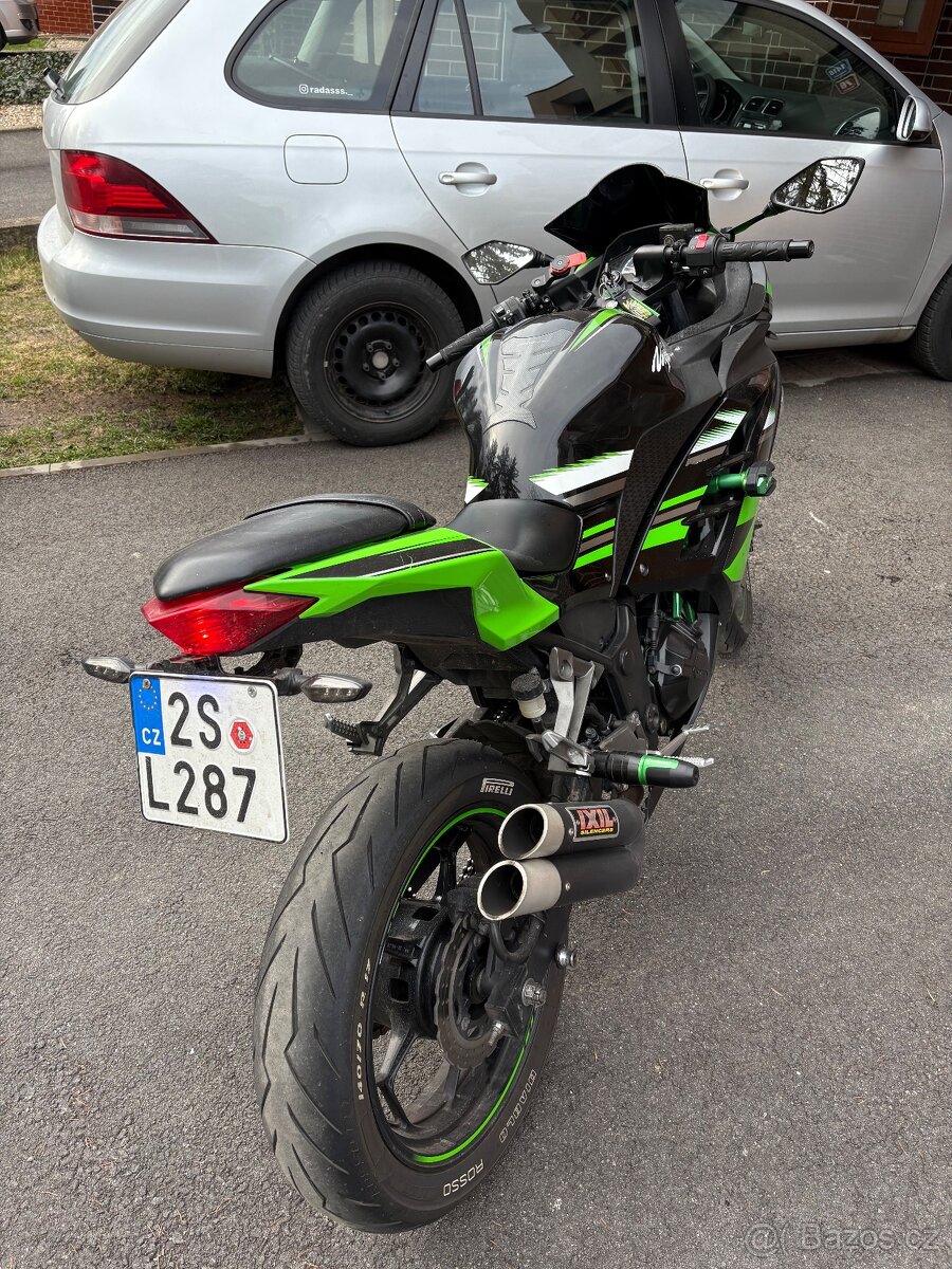 Kawasaki Ninja 300 - 3