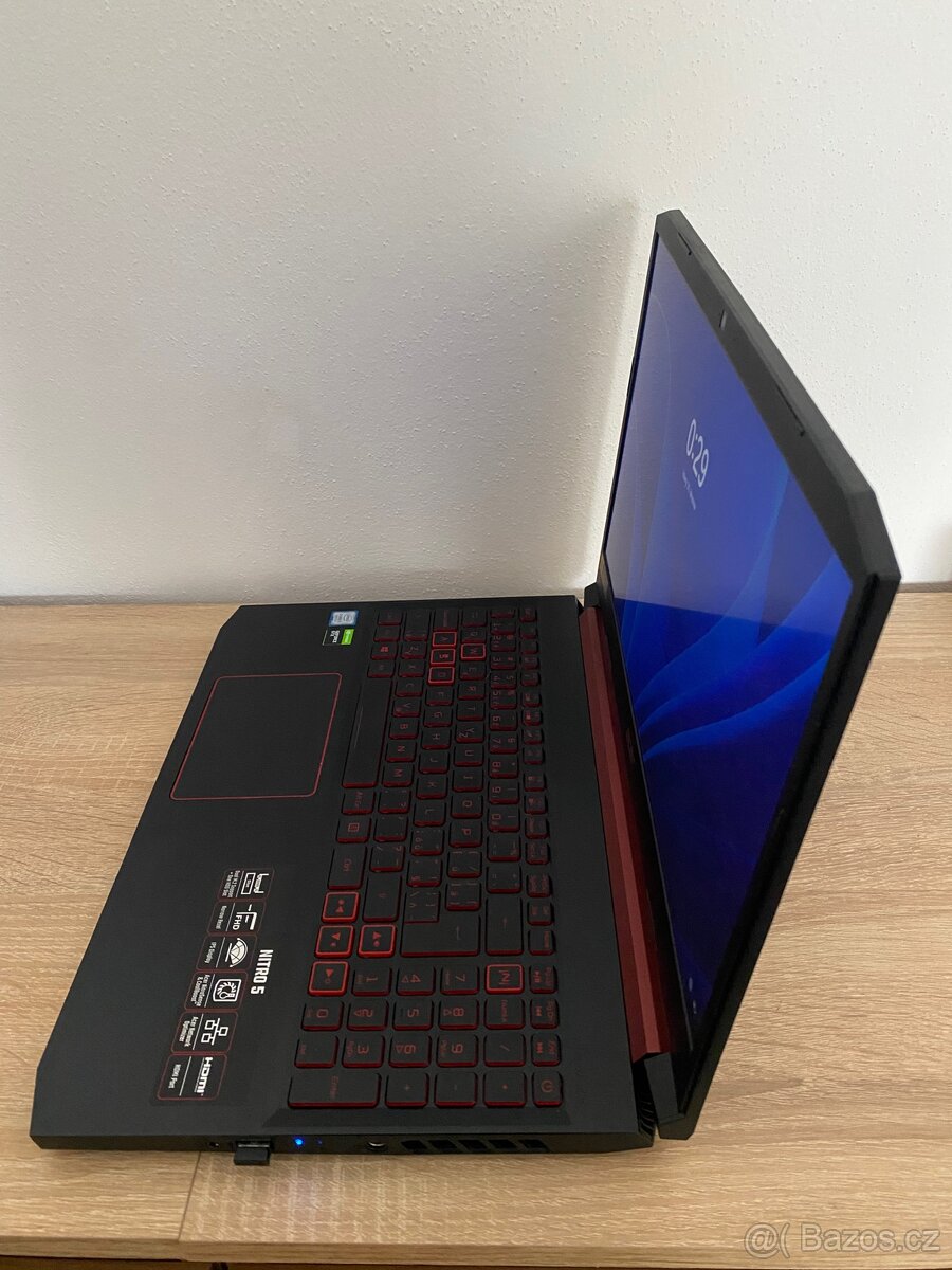 Acer Nitro 5 - 3