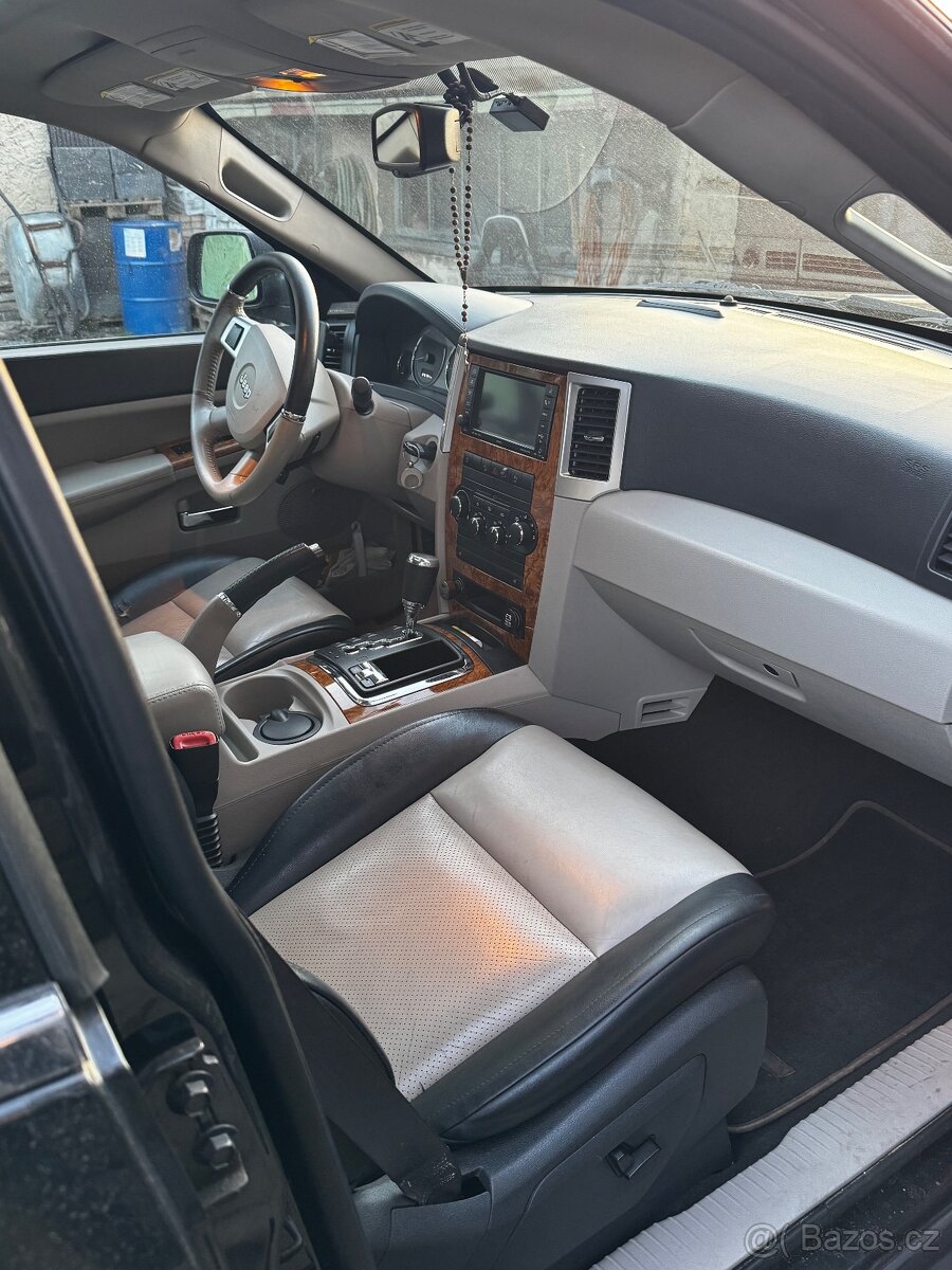 Jeep Grand Cherokee - 3