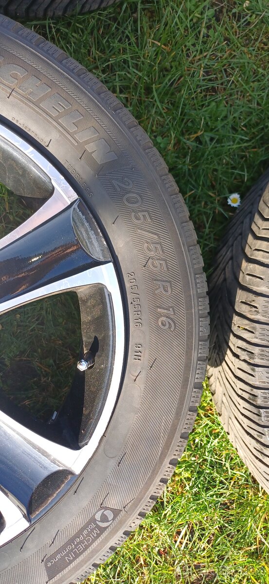 ALU kola VW Golf - 3