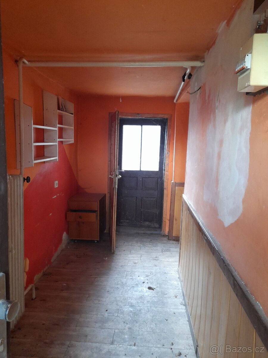 Prodej RD v obci Oplocany - 3