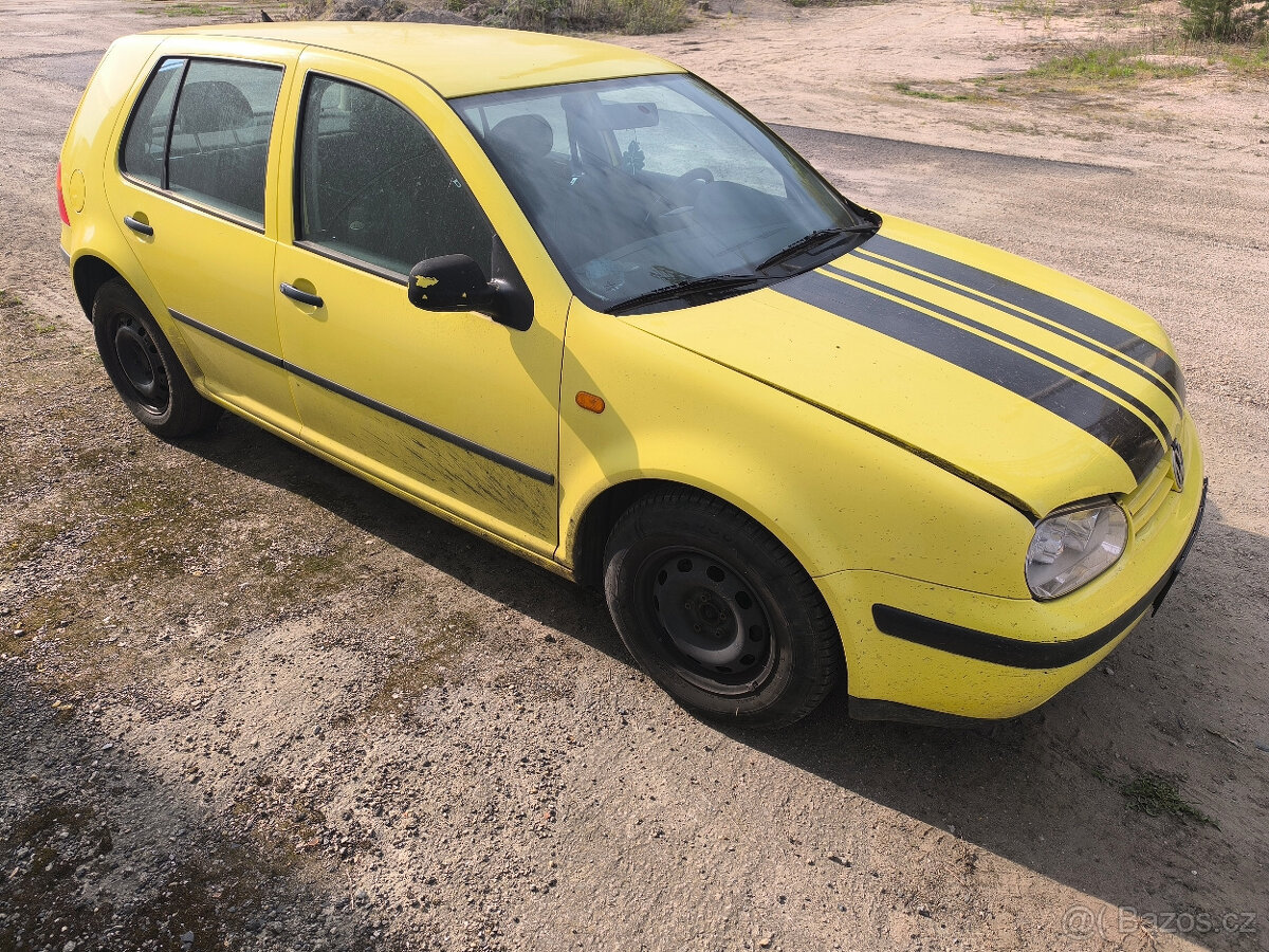 Vw golf IV 1.6i 74kw veškeré nd do 28.4 - 3