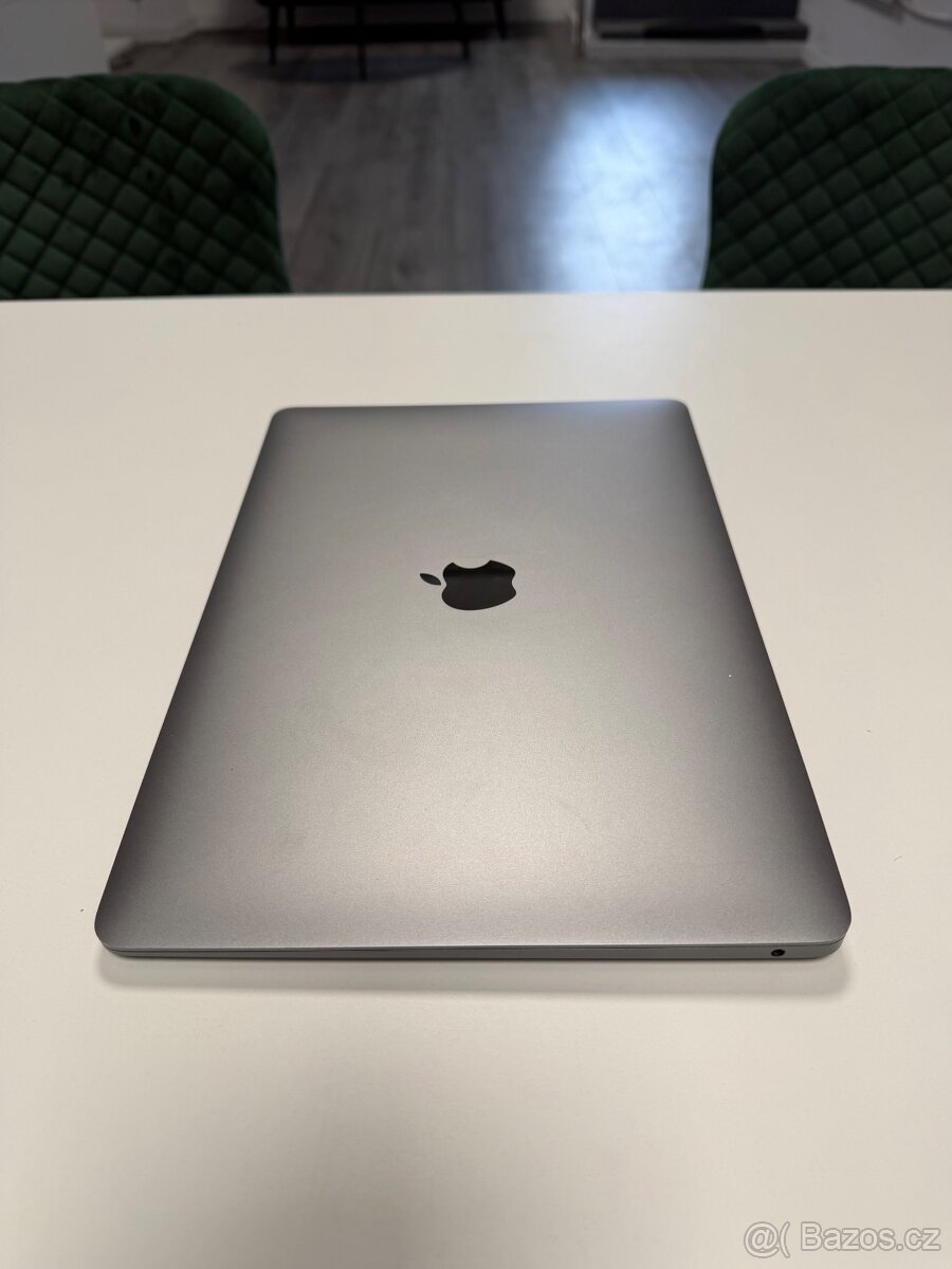 MacBook Air 13 2019 SPACE GREY - 3