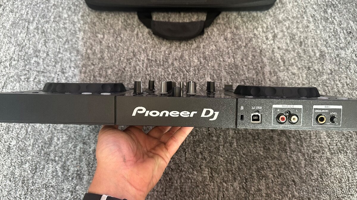 Pioneer DDJ 400 - 3
