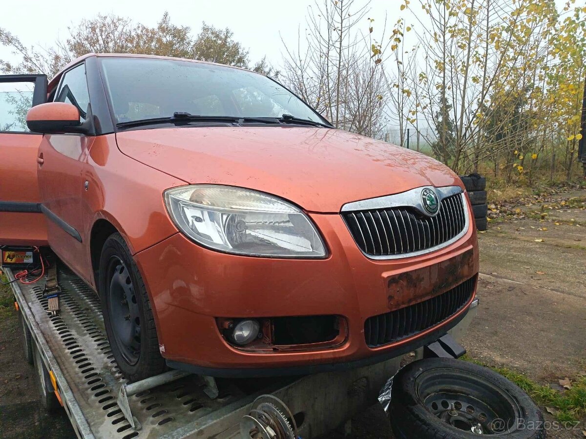 Díly na předek Fabia 2 předface oranžová 9771 - 3