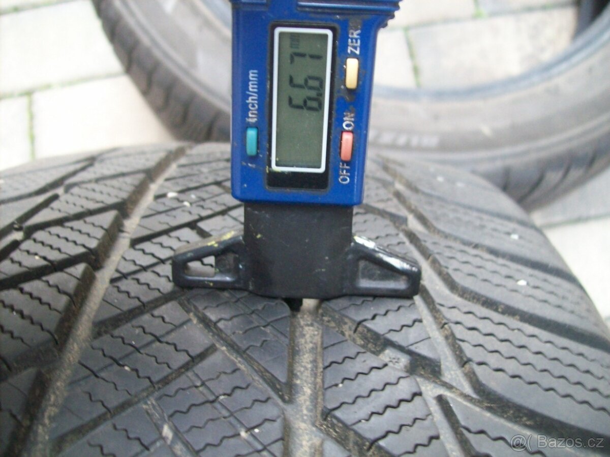 zimní pneu Kodiaq RS Bridgestone 235.50.19 99H - 3