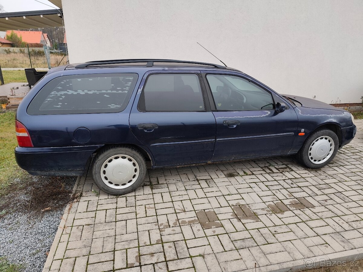 Ford Mondeo 1.8i Kombi, benzín, r. 2000 - 3