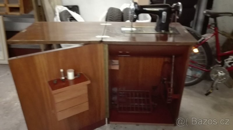 Šicí stroj MINERVA - 3