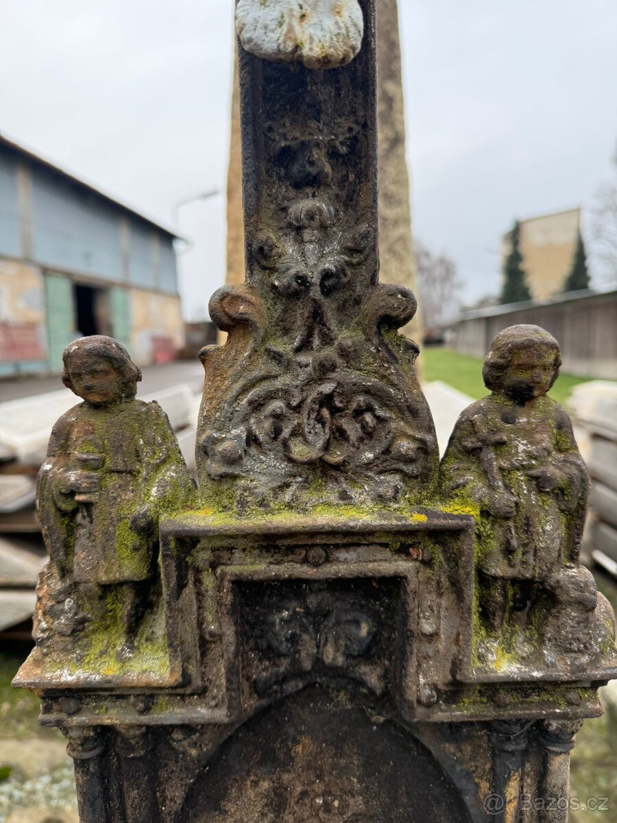 Pískovcová boží muka - 3