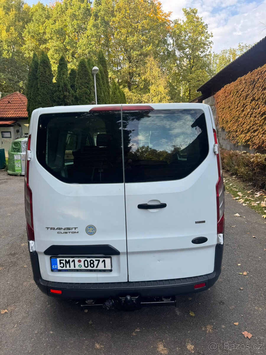 Ford Transit Custom 2.2 TDCi – 6 míst, 2014, tažné 3,1t - 3