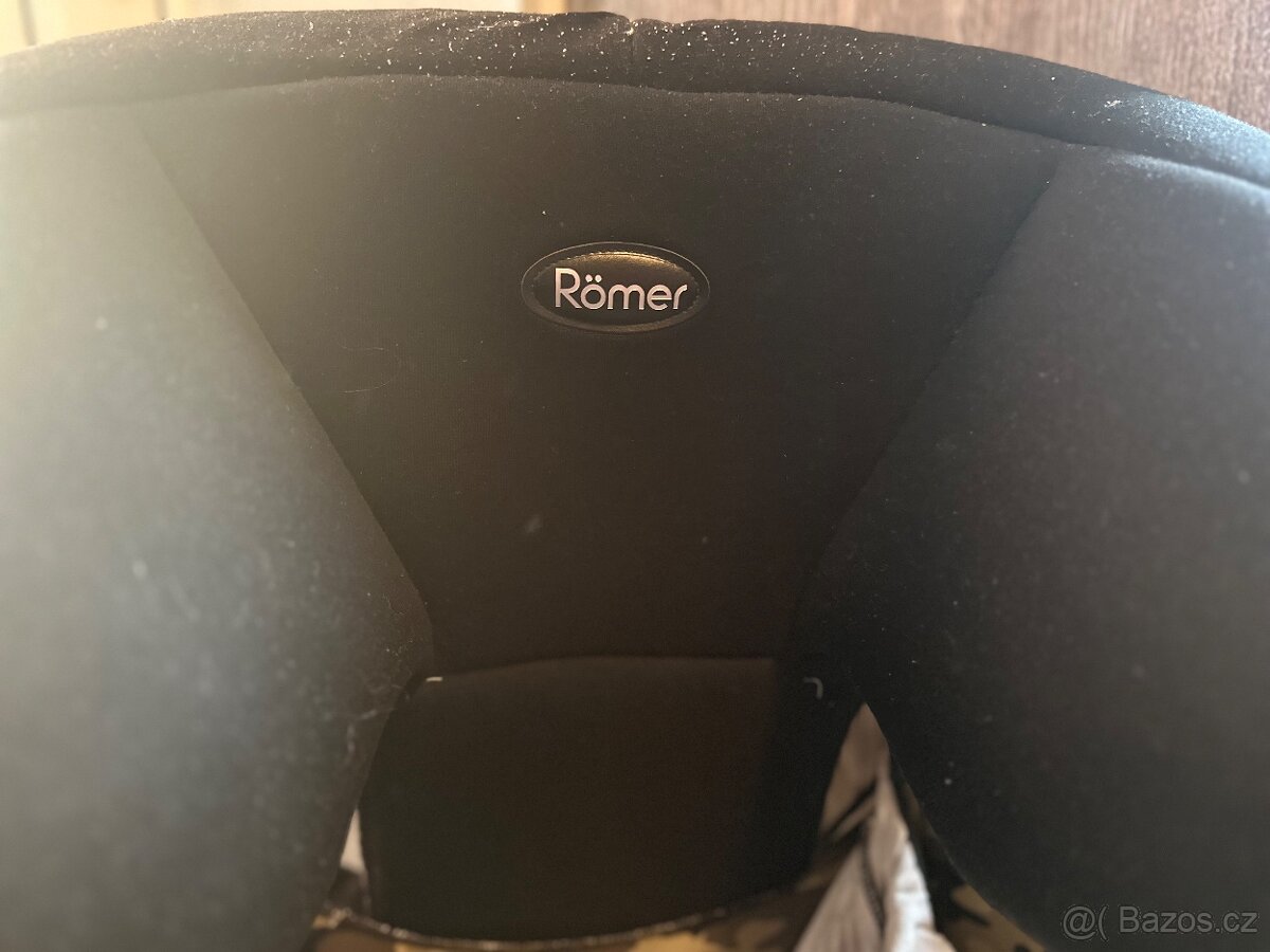 Prodám autosedačku Britax RÖmer KIDFIX 15-36kg - 3
