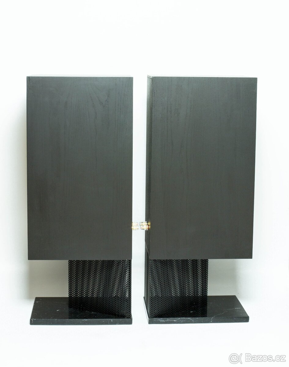 Bowers & Wilkins John Bowers Active 1 - 3