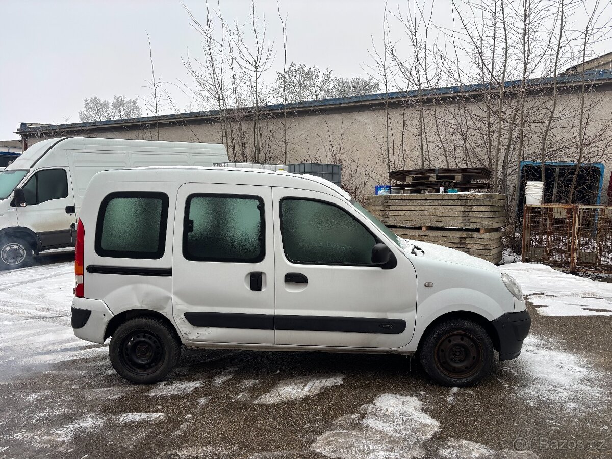 Renault kangoo 1.5 - 3