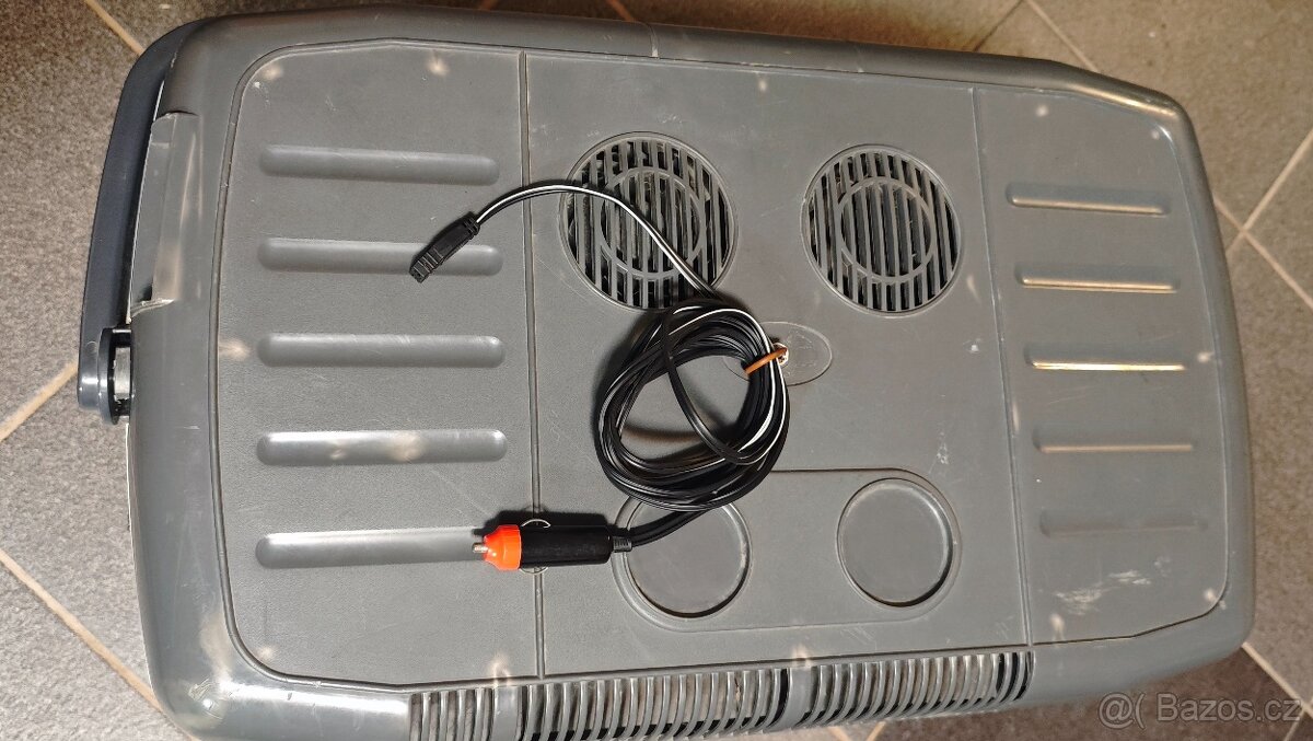 Prenosna Auto Lednice 12V XL / Velka 42L - 3
