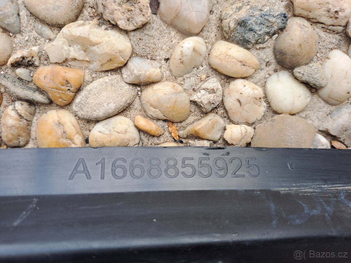 Mřížka + krytka pro AMG nárazník Mercedes-Benz ML - 3