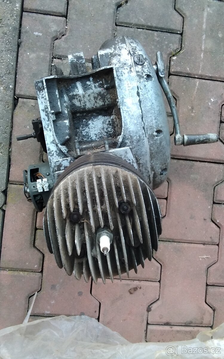 Motor Jawa 175,356. - 3