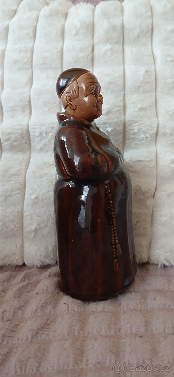 Stará soška-láhev - 3