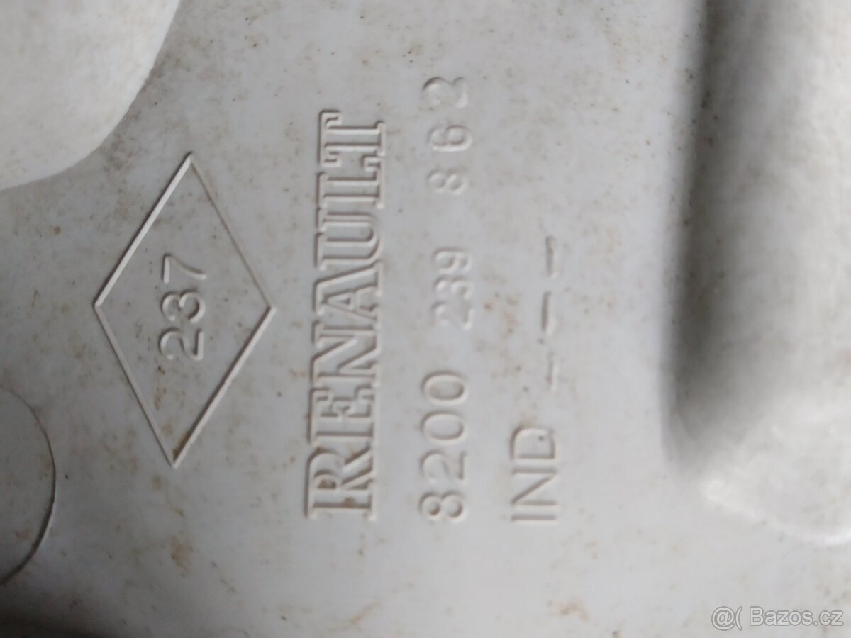 Poklice R17 /2 ks/ Renault - 3