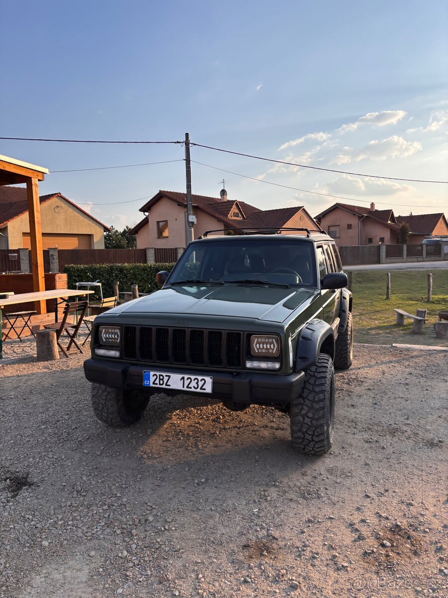 Jeep xj cherokee - 3