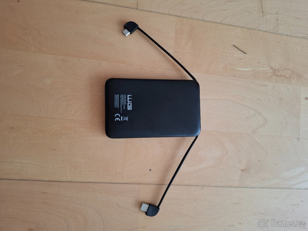 Powerbanka 5 000 mAh + kabel - černá - 3