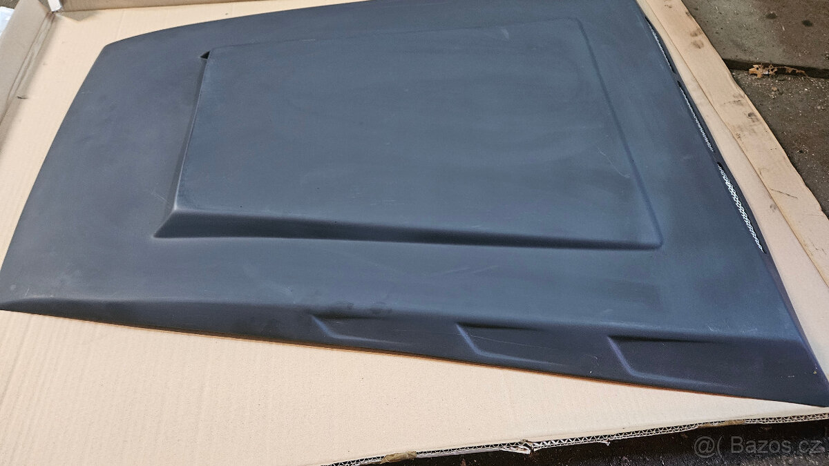 kryt kapoty g-class, vedeni vzduchu - 3