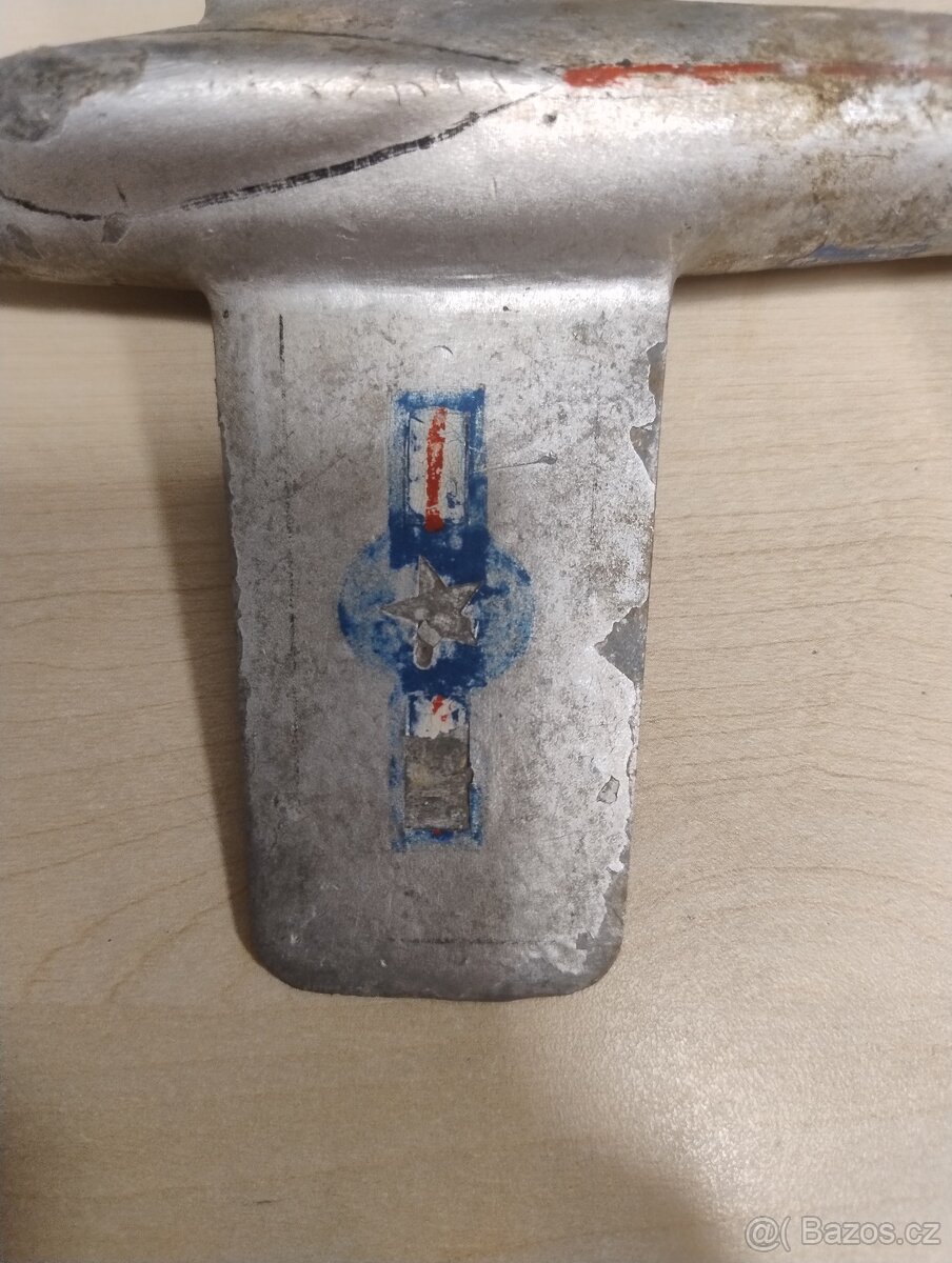 Starý model letadla - 3