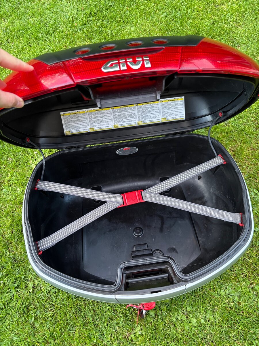 Moto kufr GIVI V46 + plotna - 3