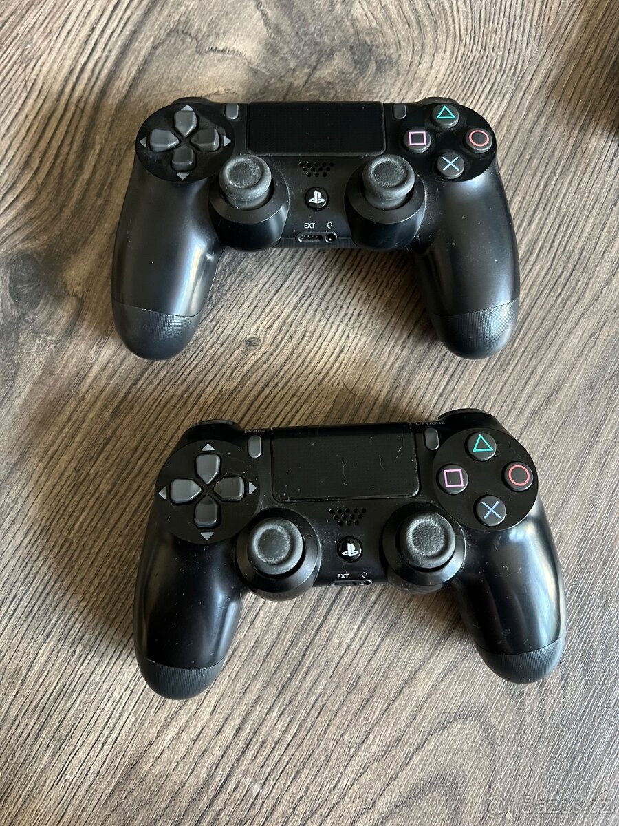 PS4 PRO 1 TB - 3