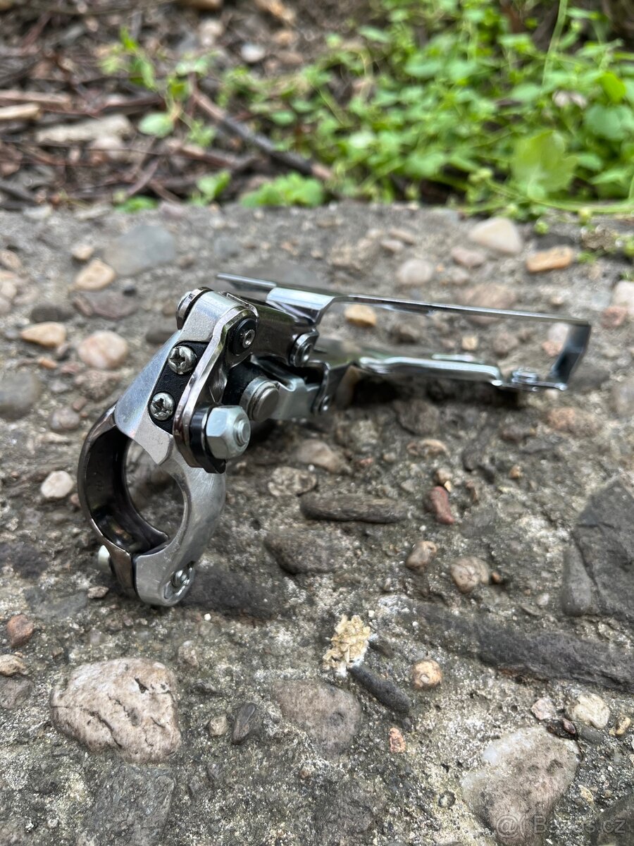 Přesmykač Shimano STX MC30 - 3