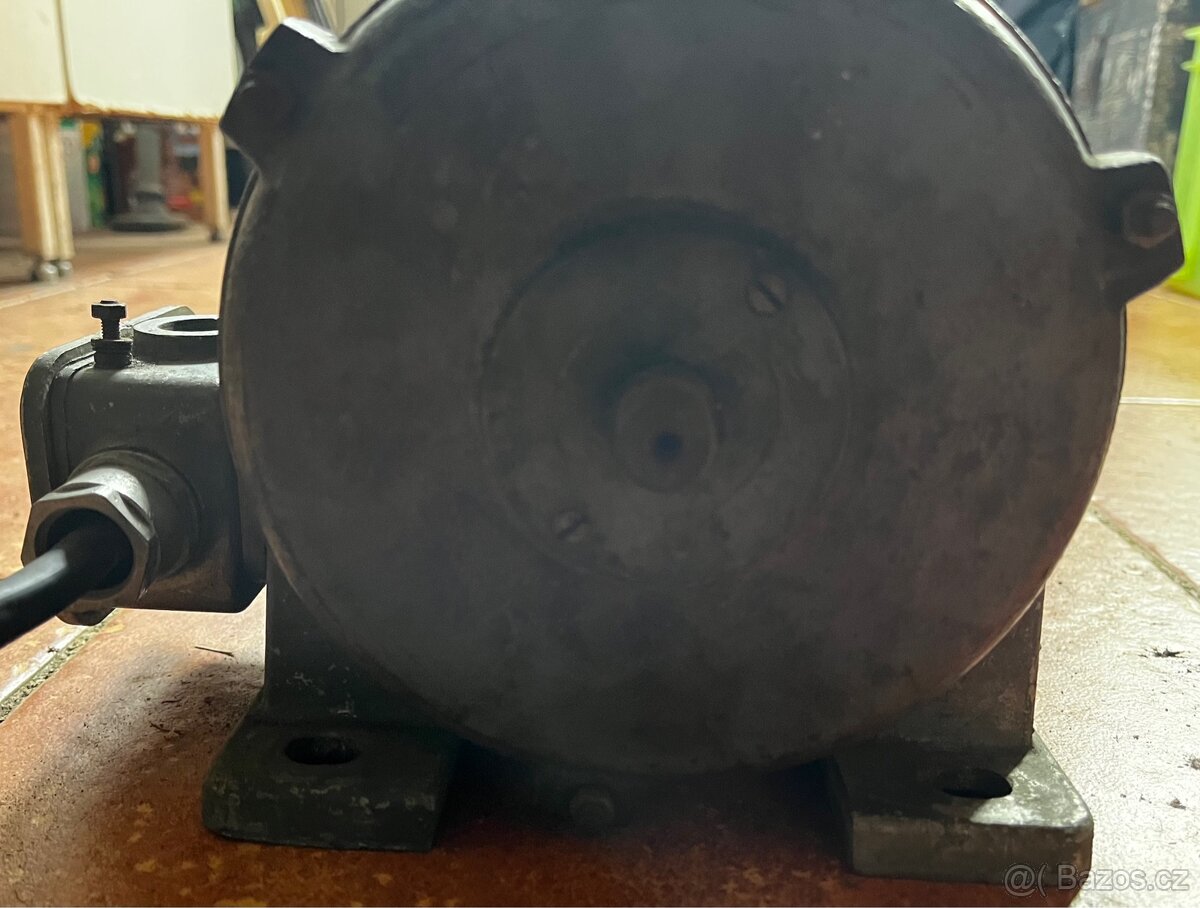 3-fázový asynchronní motor - 3