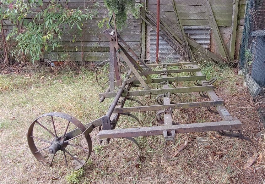 Prodáme traktor RS 09 - 3