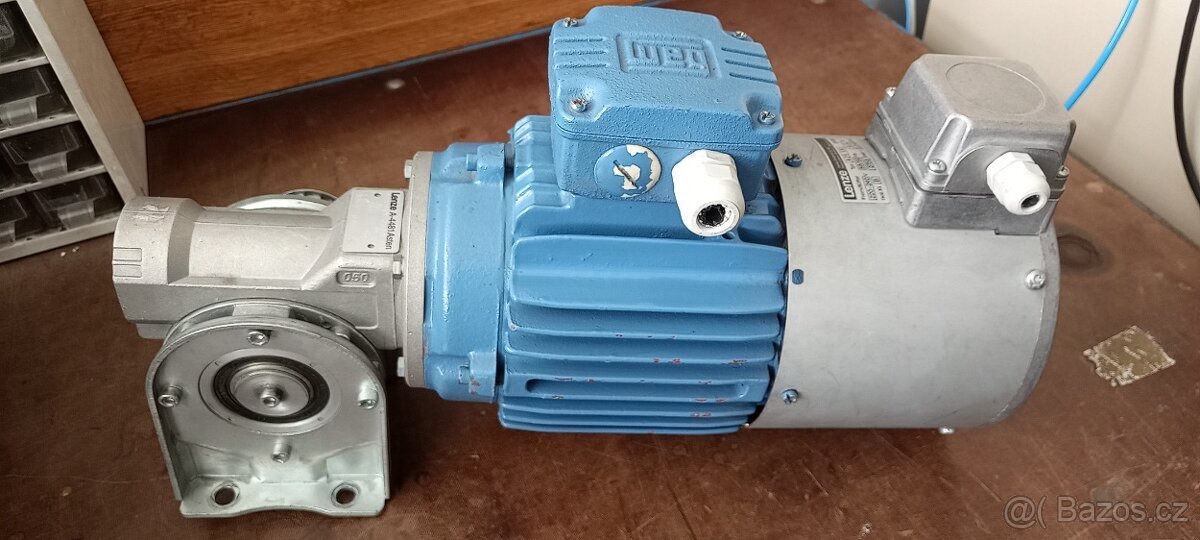 3f motor Lenze s převodovkou - 3