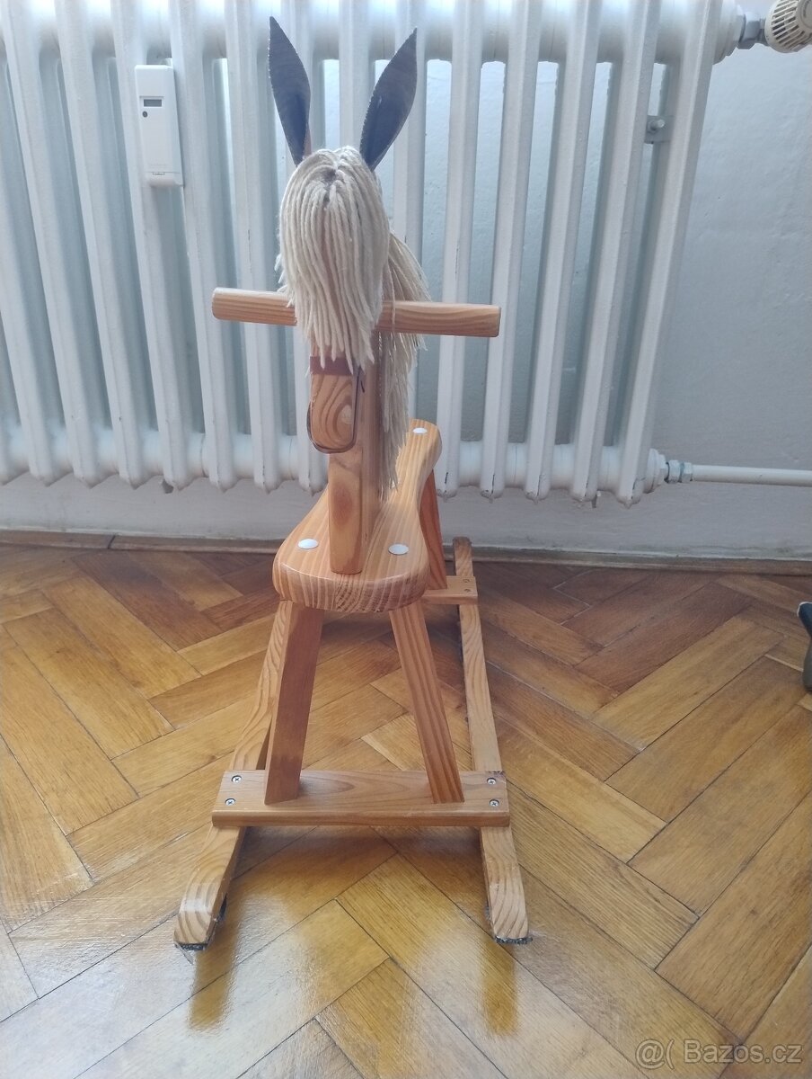 Houpací kůň - 3