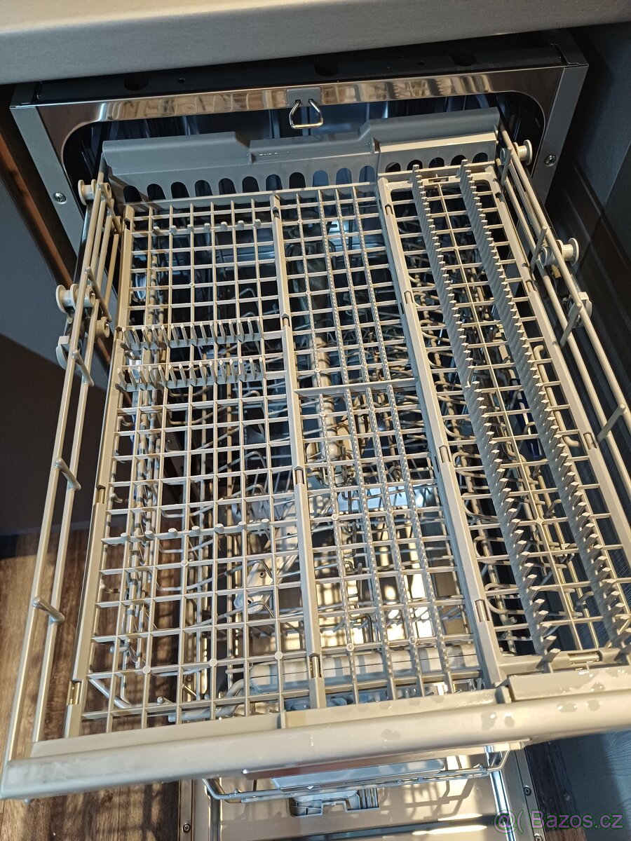 Myčka Philco 45cm - 3