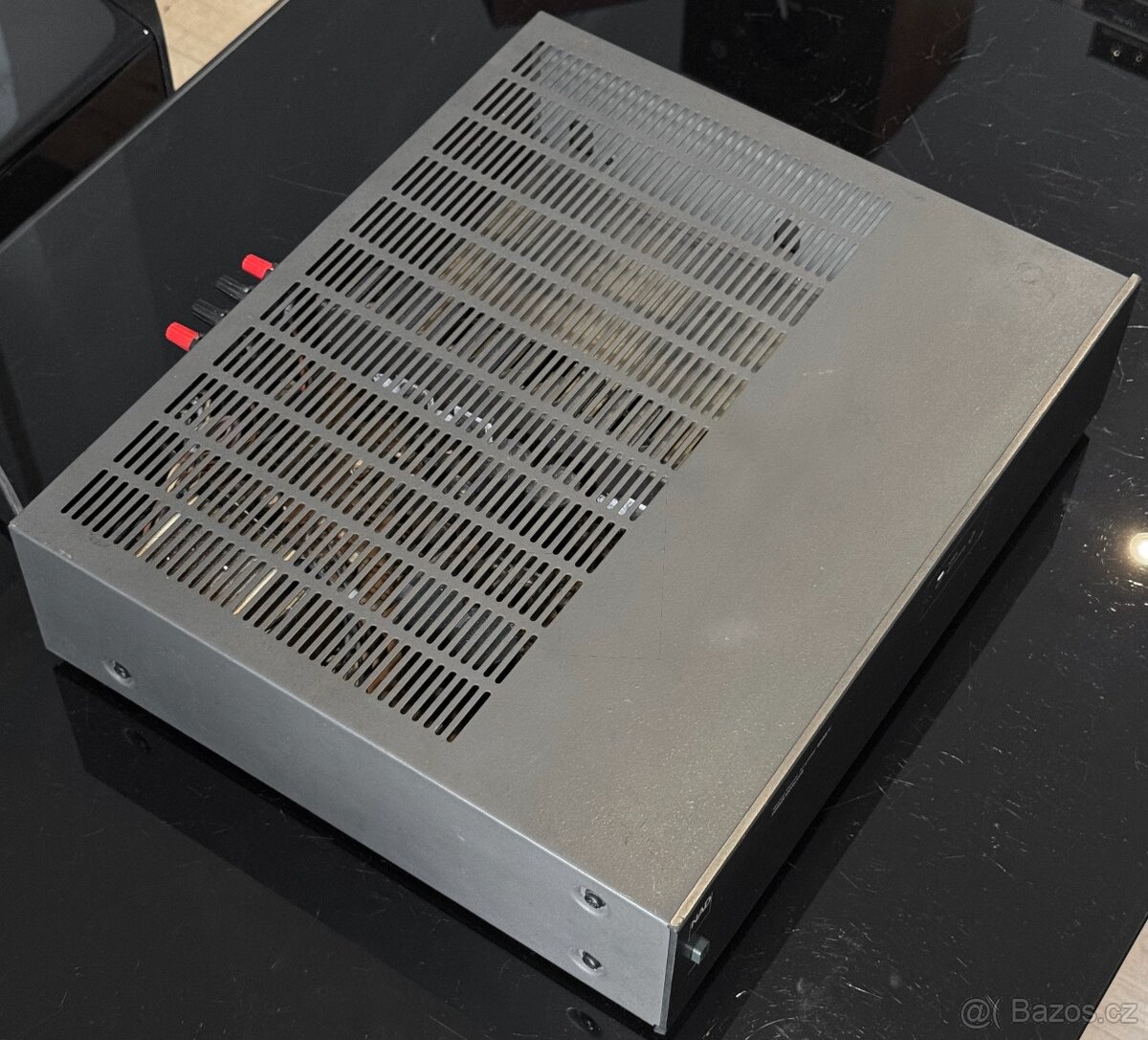 NAD 2240PE koncový zesilovač - 3