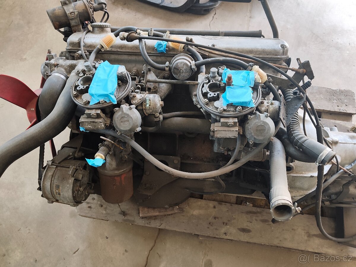 BMW E3 motor m30b25 2500 - 3