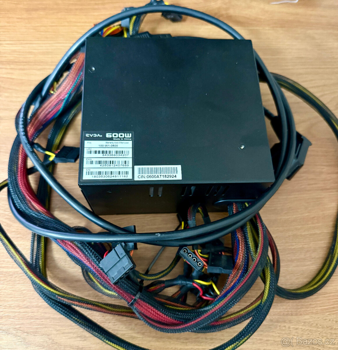 Prodám počítačový zdroj EVGA 600W - 3