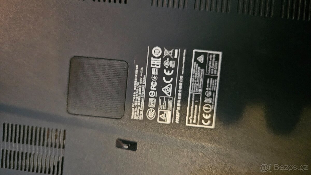 MSI gaming laptop - 3