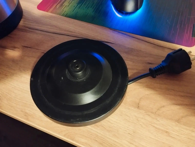 Nerezová rychlovarná konvice Amitech - 3