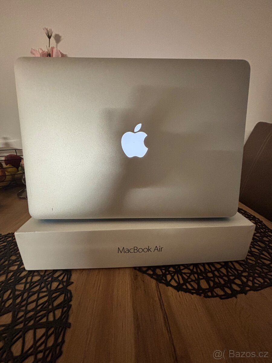 MacBook Air - 3