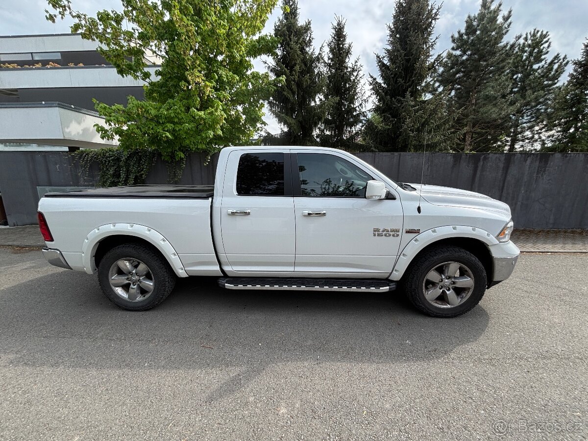 Dodge Ram 1500 92 000km 5.7 V8