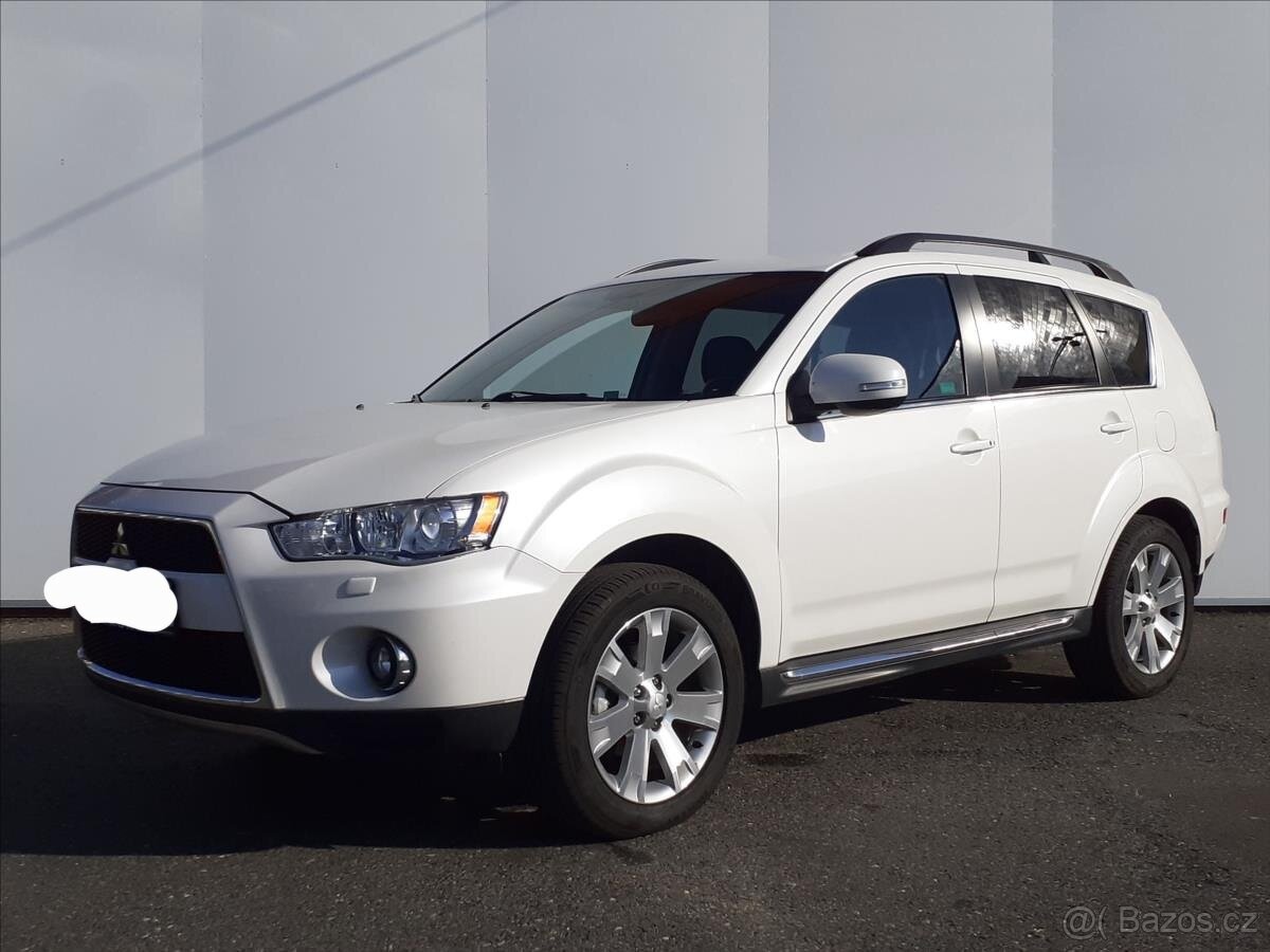 REZERVACE Mitsubishi Outlander 2.2 Mivec 130kw 4x4 - 3